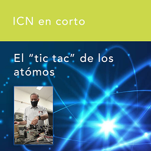 Imagen a dos tonos de fondo con letras que describen el título del recurso y al centro la imagen de un átomo y un científico.